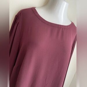 Loft Plus size 26W burgundy women’s top